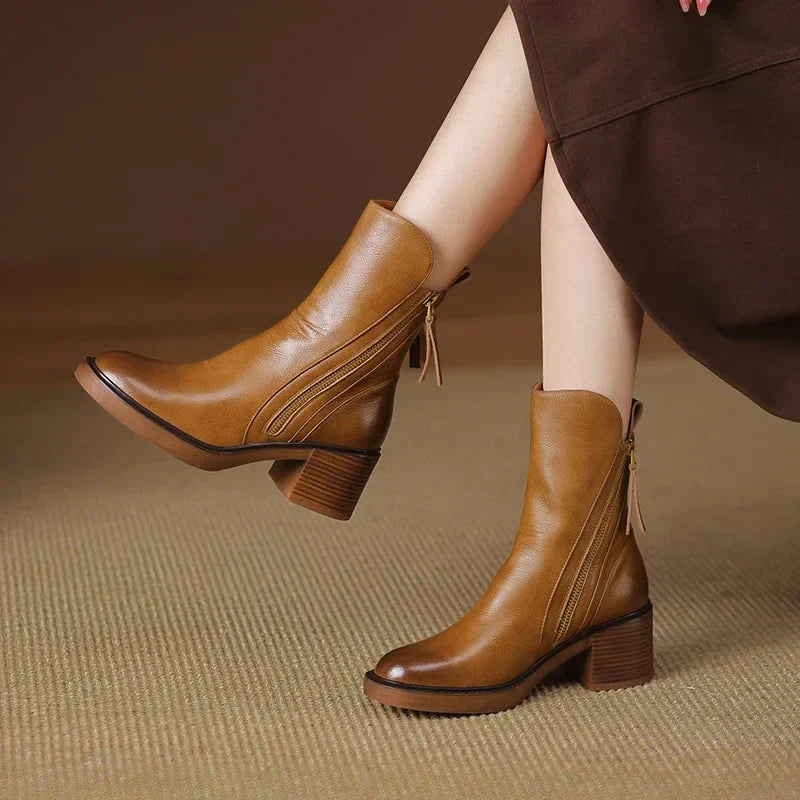 Botines Elegantes con Tacón