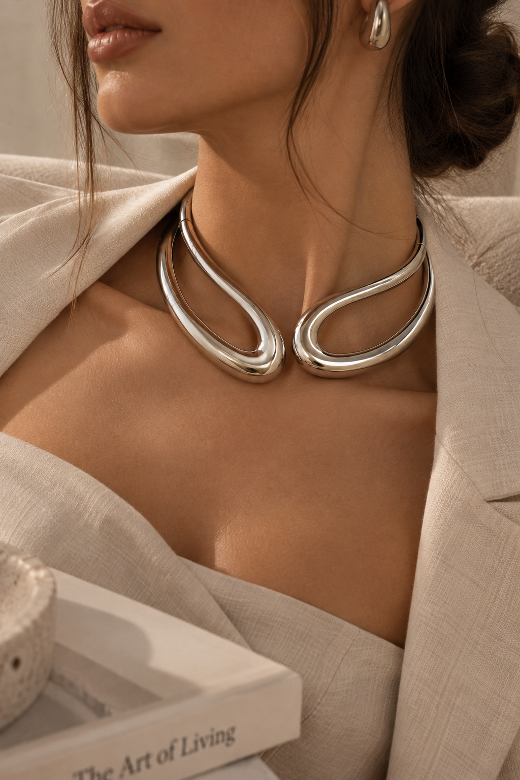 Collar Rígido Dorado
