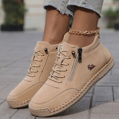 Elsa zapatillas caqui puestas