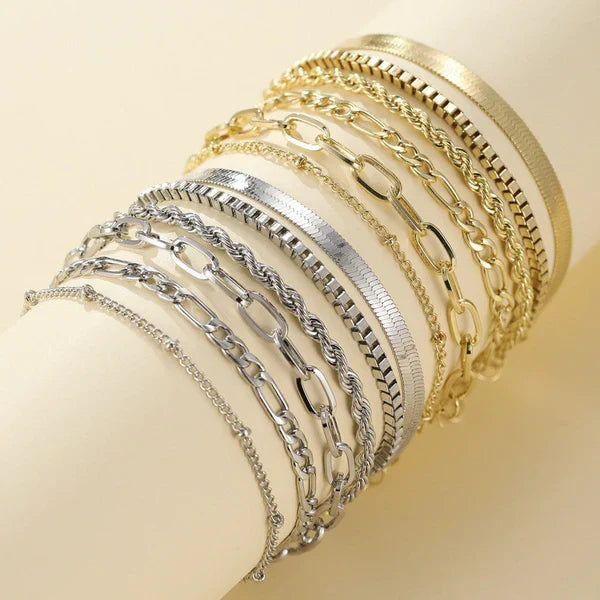 Set de 5 Pulseras Doradas