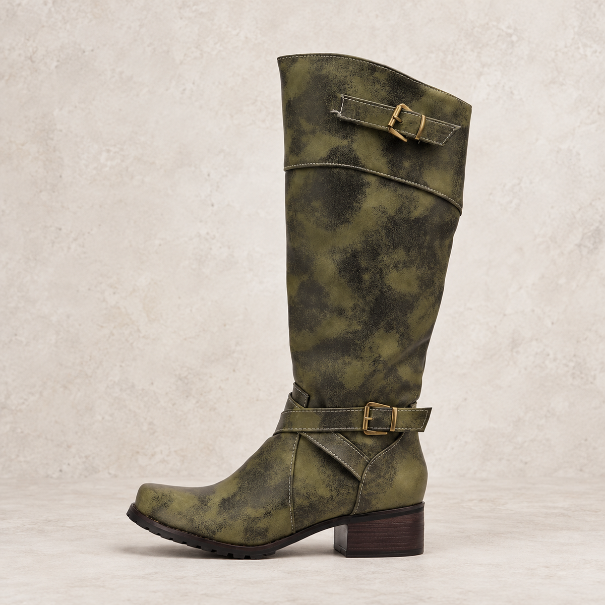 Botas Altas con Hebillas