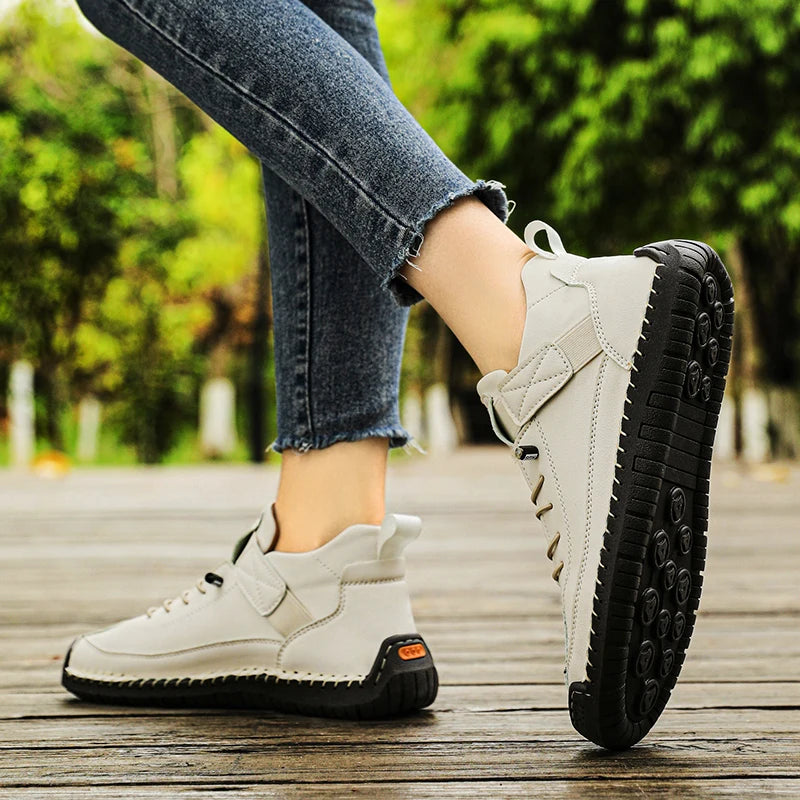 Irene zapatillas cómodas puestas